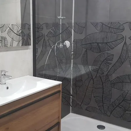 A La Campagne Sans Vis A Vis شقة Boulin