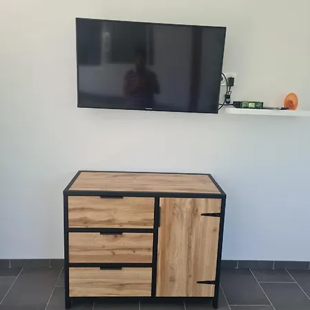 A La Campagne Sans Vis A Vis Boulin