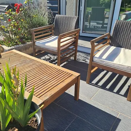 A La Campagne Sans Vis A Vis شقة Boulin